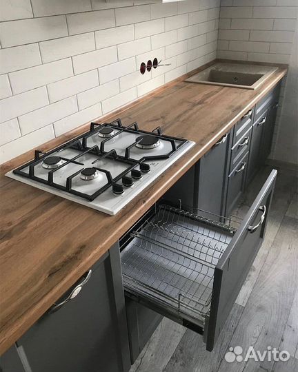 Кухонный гарнитур на заказ. Гарантия