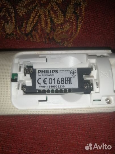 Телефон на подставке philips d205