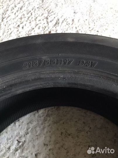 Yokohama 104ZR 215/55 R17