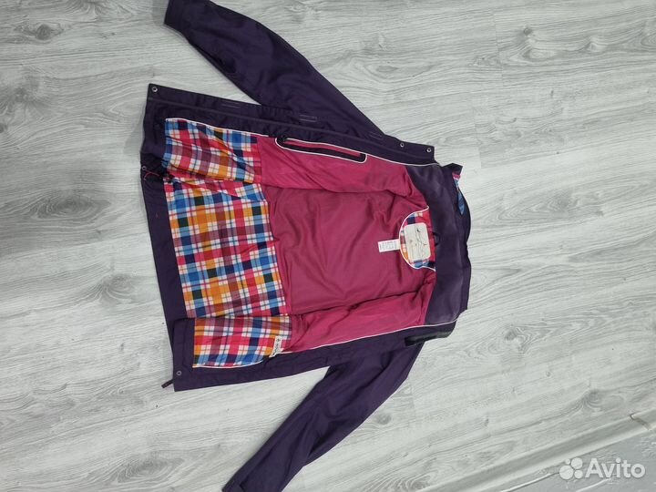 Ветровка спортивная женская