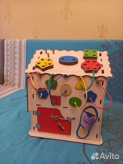 Детский бизиборд