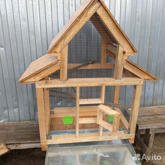 Клетки для певчая птица. И для попугая