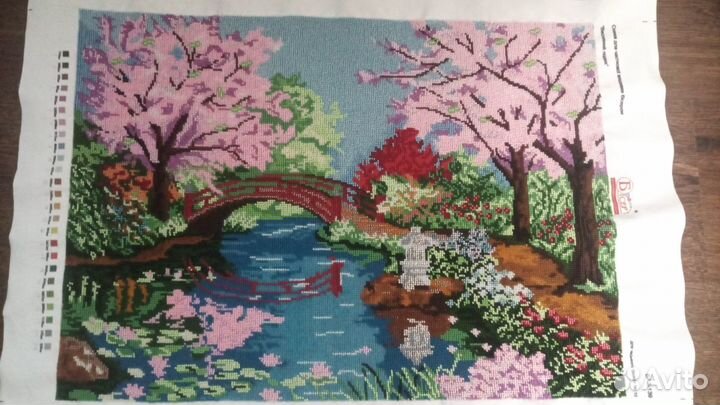 Картина вышитая чешским бисером