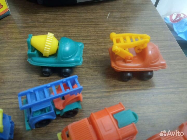 Игрушки из СССР машинки