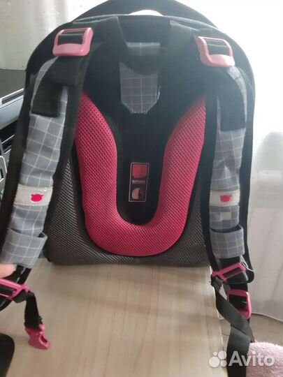 Портфель школьный