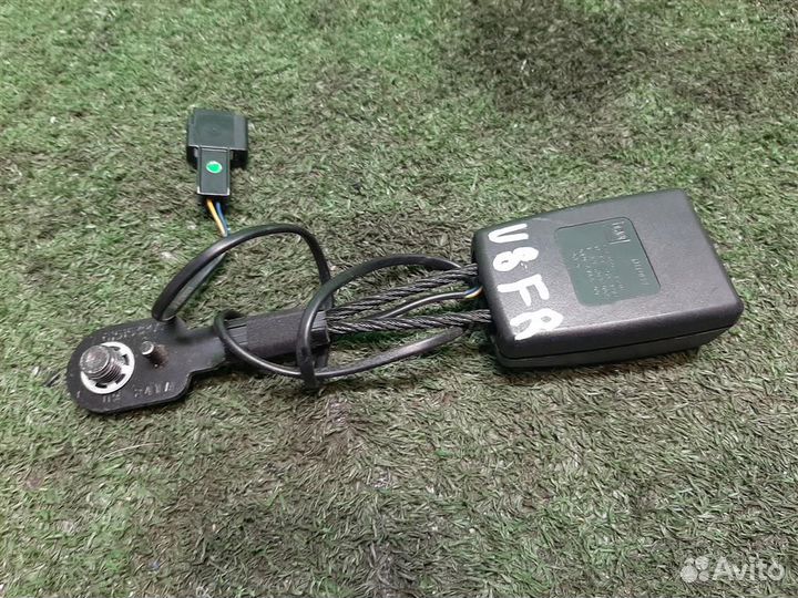 Замок ремня безопасности передний правый Chevrole