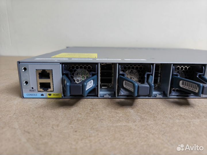 Коммутатор Cisco Catalyst WS-C3850-48F-L