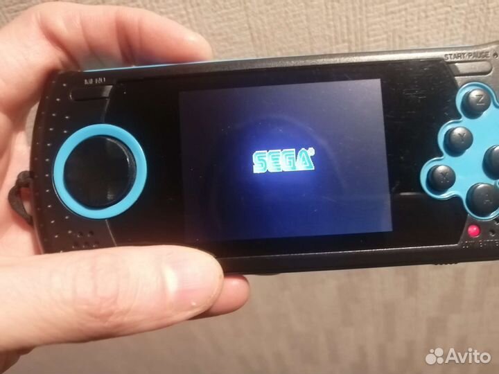 Портативная приставка Sega