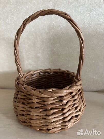 Корзина плетеная