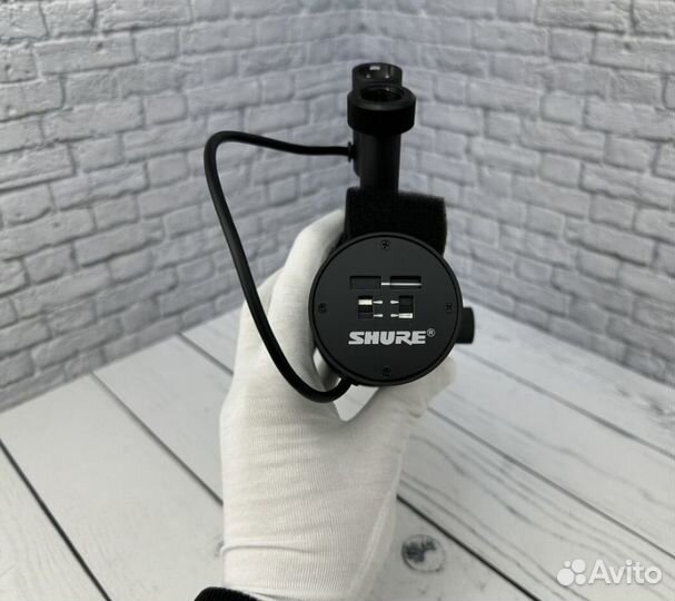 Студийный микрофон shure SM7B