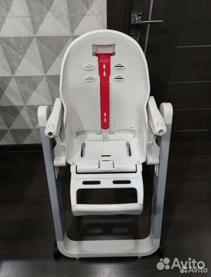 Стульчик для кормления Nuovita Futuro Senso Bianco