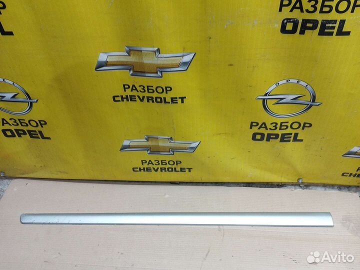 Молдинг передний левый Шевроле Лачетти
