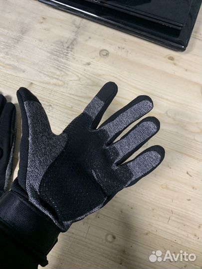 Перчатки тактические