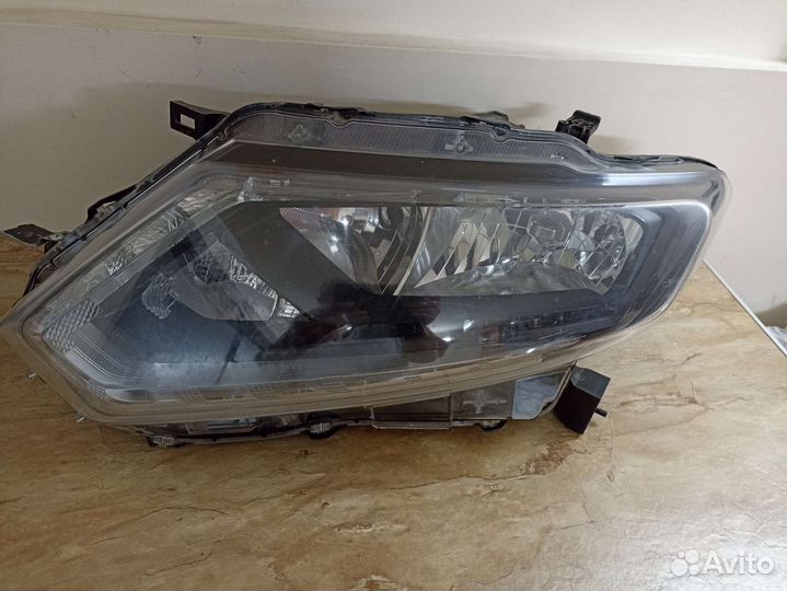 Фары На Nissan X-Trail 2017г вып 32кузов