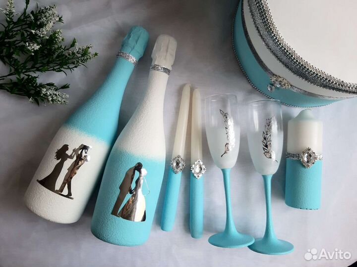 Свадебные аксессуары с именами или инициалами