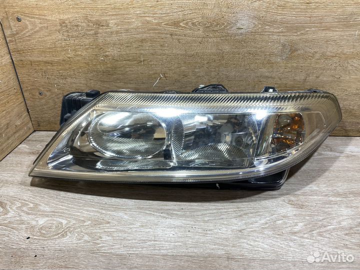 Фара передняя левая Renault Laguna 2 дорест 142345