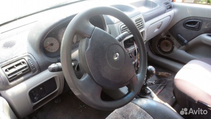 Панель Рено симбол