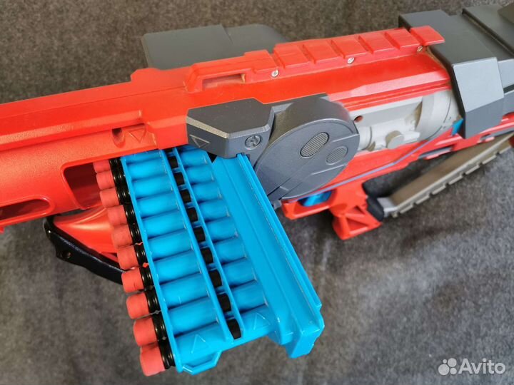 Игровой бластер Nerf