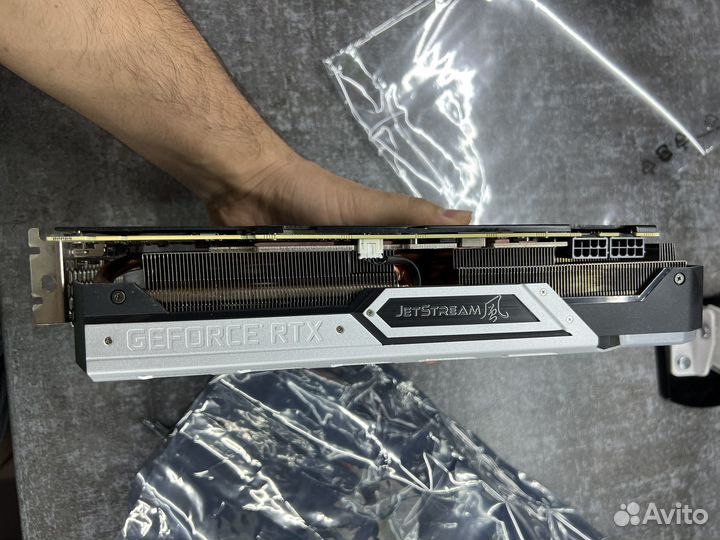 Продам видеокарту Palit GeForce RTX 2070 super JET