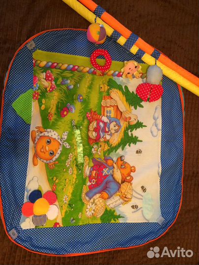 Развивающий коврик