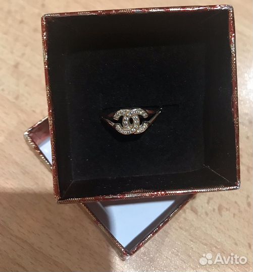 Золотое кольцо размер 18