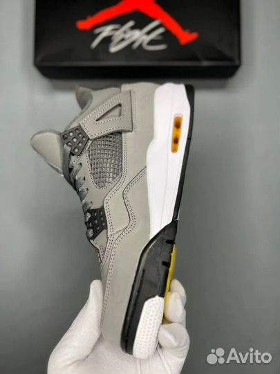 Кроссовки джорданы Nike Air Jordan 4 retro