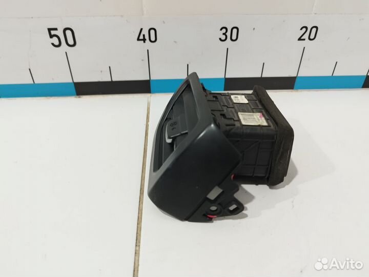 Дефлектор воздушный RIO 2011-2017 правый