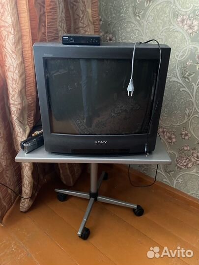 Продам телевизор sony б/у в отличном состоянии