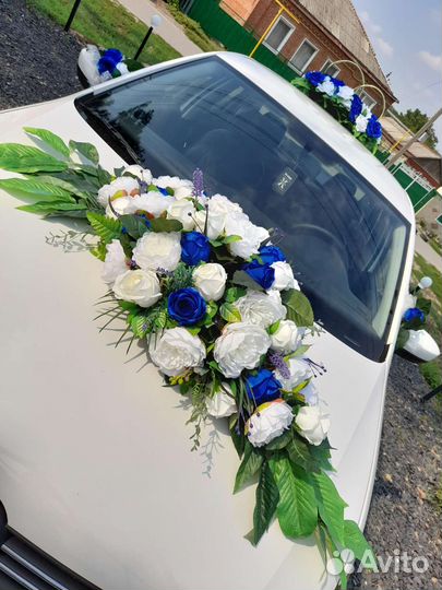 Украшение на автомобиль