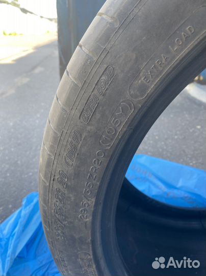 Michelin Pilot Super Sport 295/35 R20
