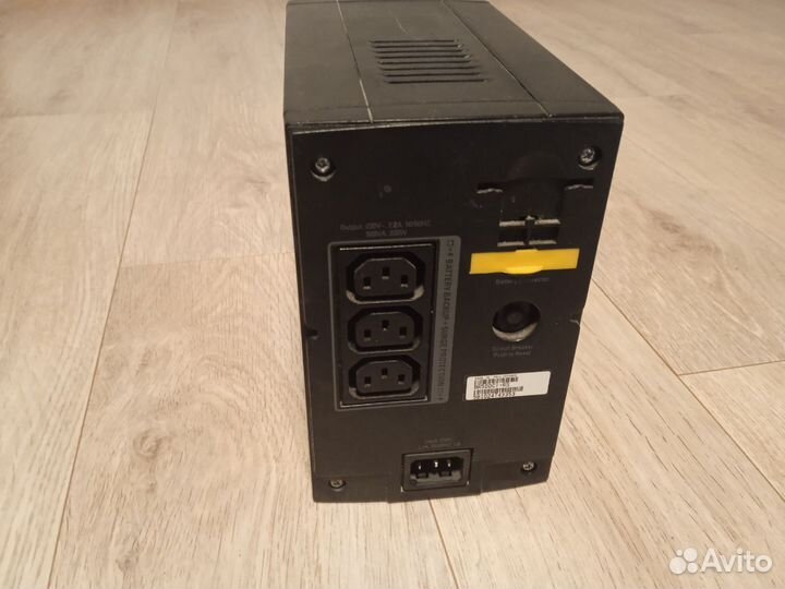 Бесперебойник APC Back-UPS rs 500