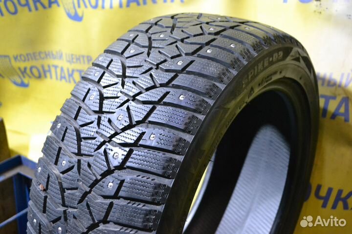 Bridgestone Blizzak Spike-02 245/45 R17