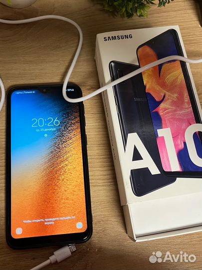 Samsung Galaxy A10, 2/32 ГБ