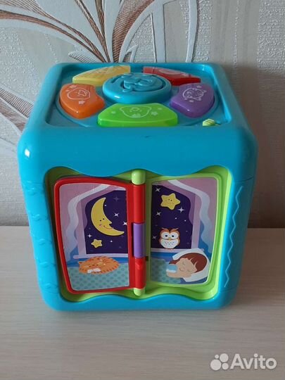 Развивающий кубик с 6 месяцев