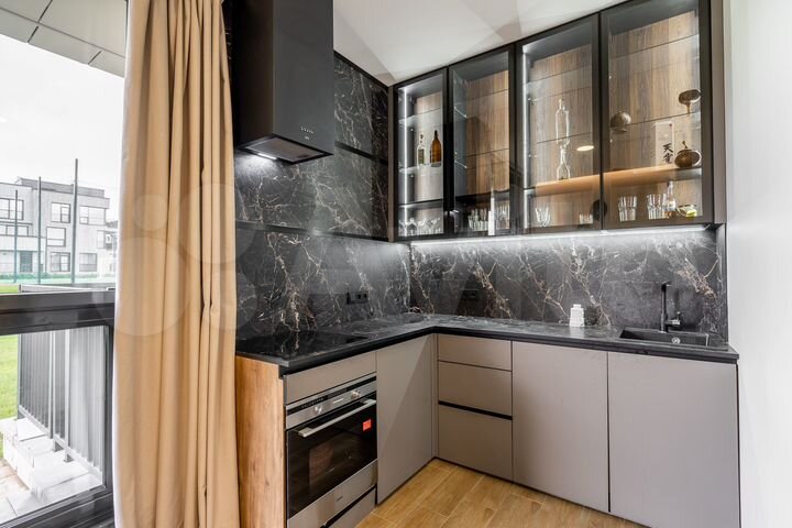 1-к. апартаменты, 46 м², 1/3 эт.