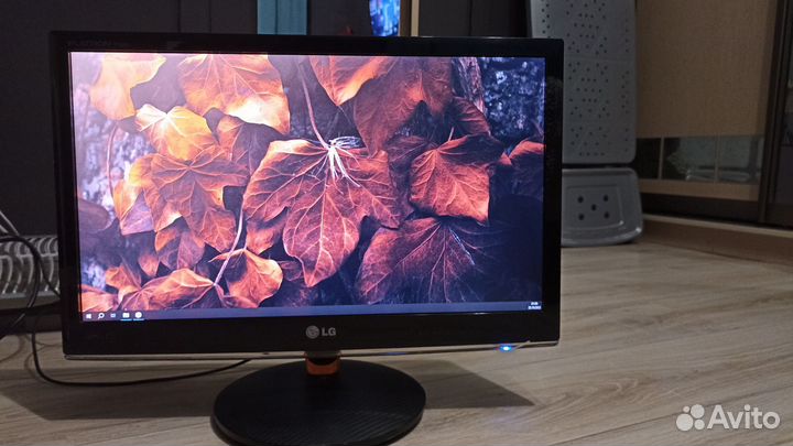 Монитор LG 22 дюйма ips226