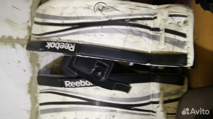 Хоккейная вратарская экипировка для взрослых