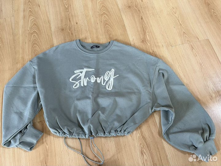 Спортивный костюм женский