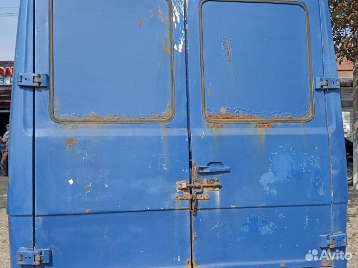 Mercedes-Benz 609D, 1989