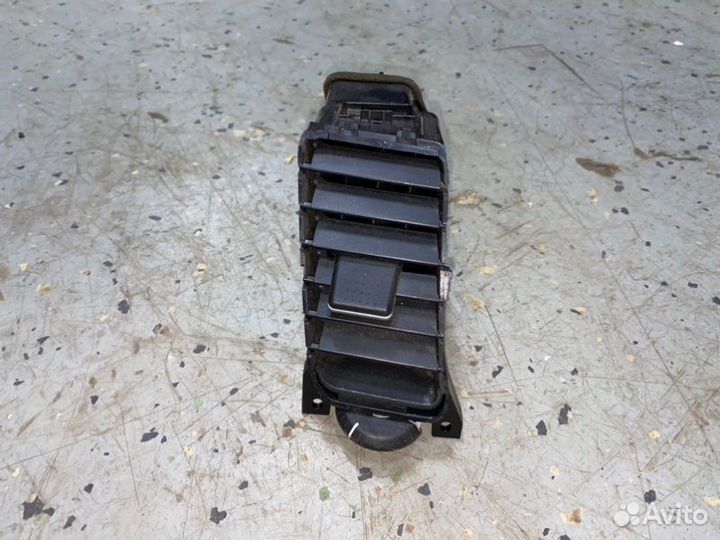 Воздуховод (дефлектор печки) левый Nissan Primera