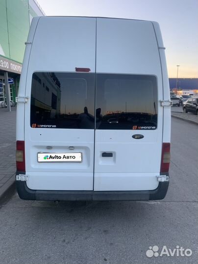 Ford Transit микроавтобус, 2012
