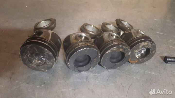 Поршень шатун Peugeot 1007 2006