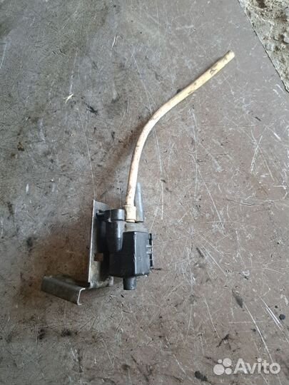 Клапан вакуумный Opel Vectra B