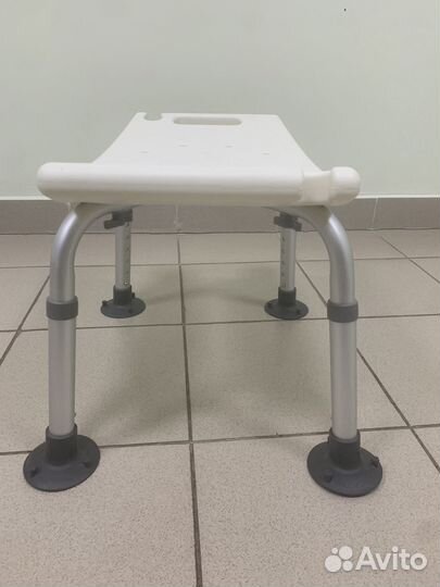 Стул для ванны и душа Titan для пожилых и берем-х