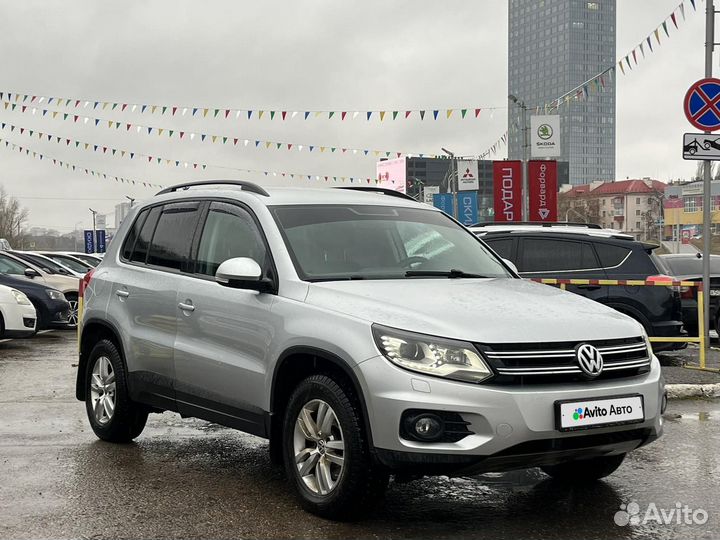 Volkswagen Tiguan 2.0 AT, 2015, 144 000 км