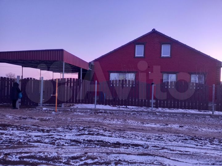 Дом 186 м² на участке 6 сот.