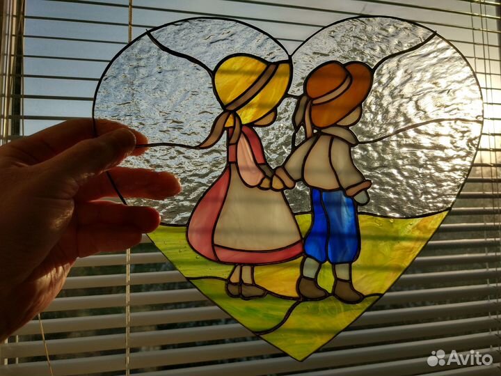 Интерьерные решения, декор, украшения из стекла