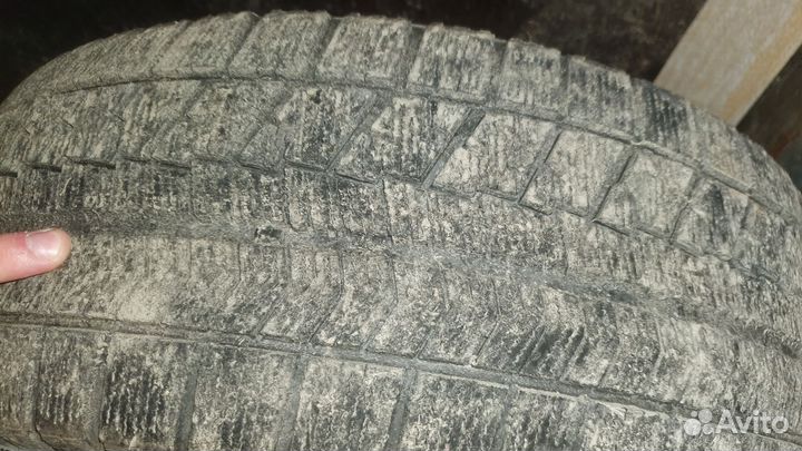 Bridgestone Blizzak Ice 4/6 R16 91