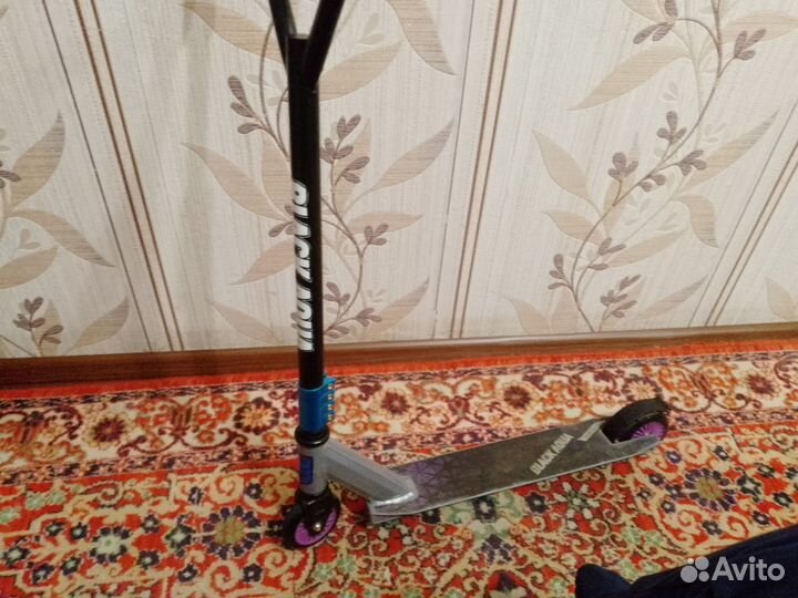 Трюковой самокат Black Aqua фиолетовый