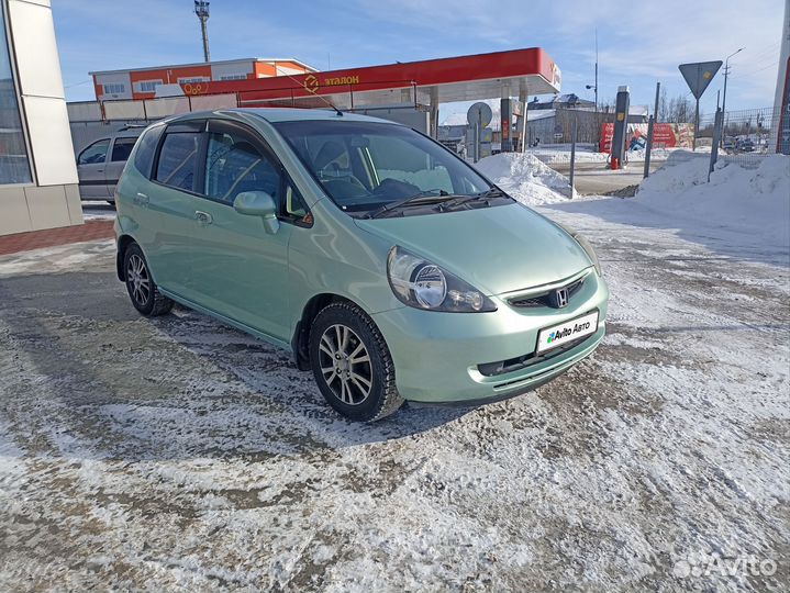 Honda Fit 1.3 CVT, 2003, 214 000 км